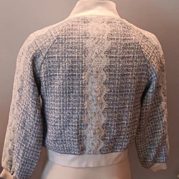 Elise powder blue Chanel like bomber - Picture 4 of 9